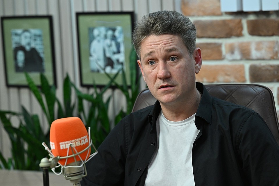    Антон Шагин на радио «Комсомольская правда». Евгения ГУСЕВА