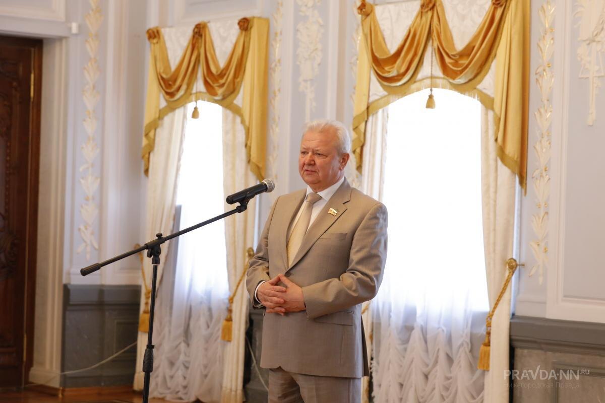    Его представили на заседании комитета 4 марта