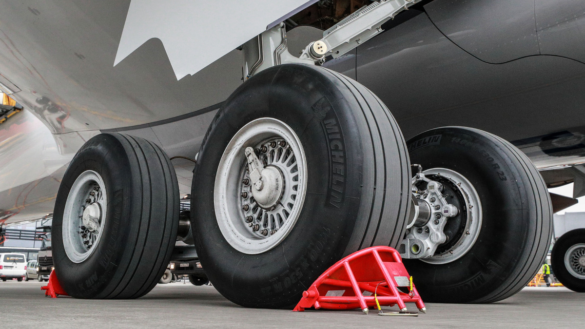    Самолет шасси без привязки ГЛП