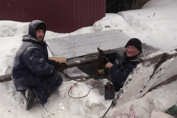 Восстановительные работы в городе Бодайбо, февраль 2026 года / Администрация МО г. Бодайбо и района/Telegram   📷