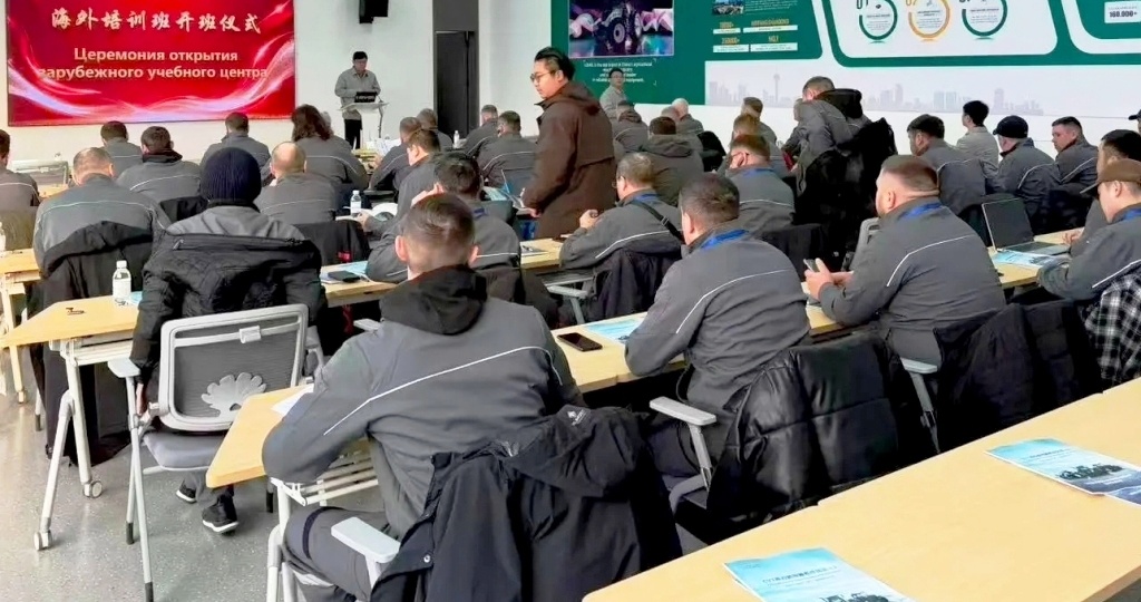 Сервисные специалисты прошли обучение в новом учебном центре Lovol