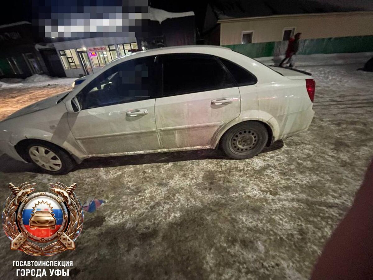    Девочку отбросило на встречную машину после наезда иномарки в Уфе