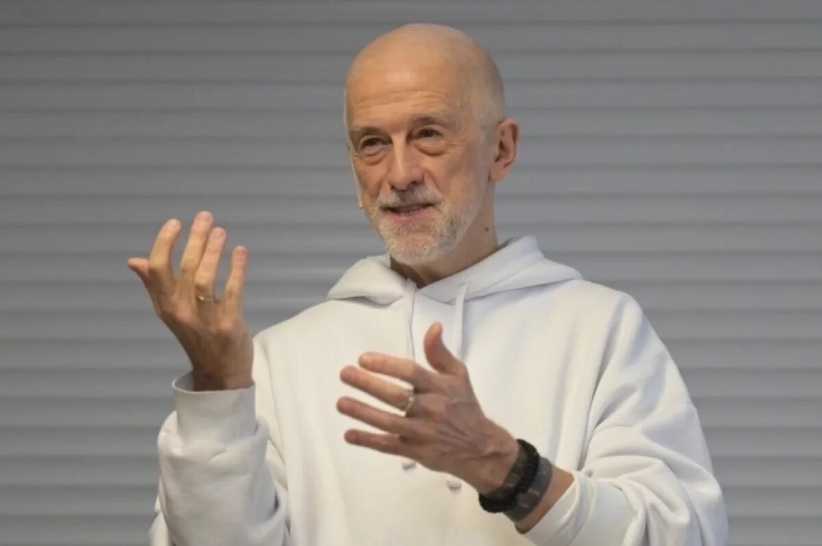    Режиссер Эдуард Бояков рассказал о питомцах