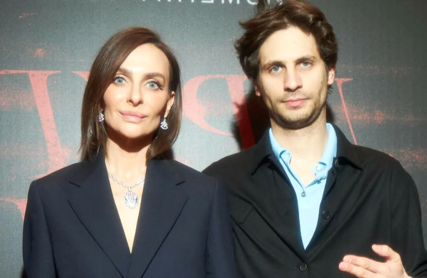 на фото Екатерина Варнава и Александр Молочников