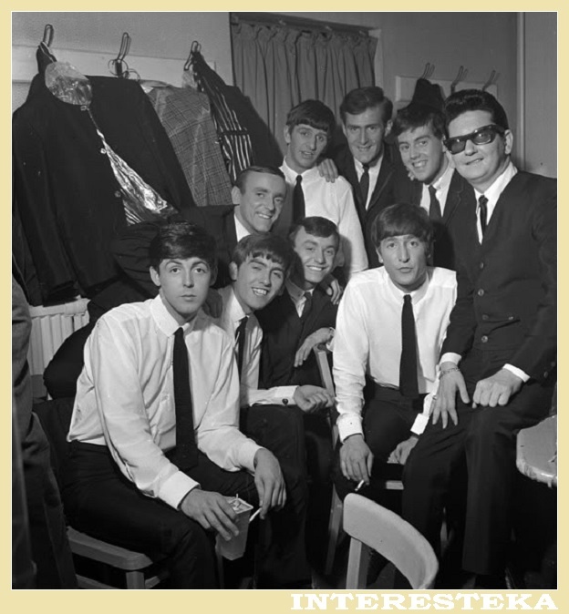1963.05.18. Рядом с ''The Beatles'' в перерыве между отделениями концерта в зале кинотеатра ''Adelphi Cinema'' (г.Слоу) - американский певец Рой Орбисон и британская группа ''Gerry & The Pacemakers''.
