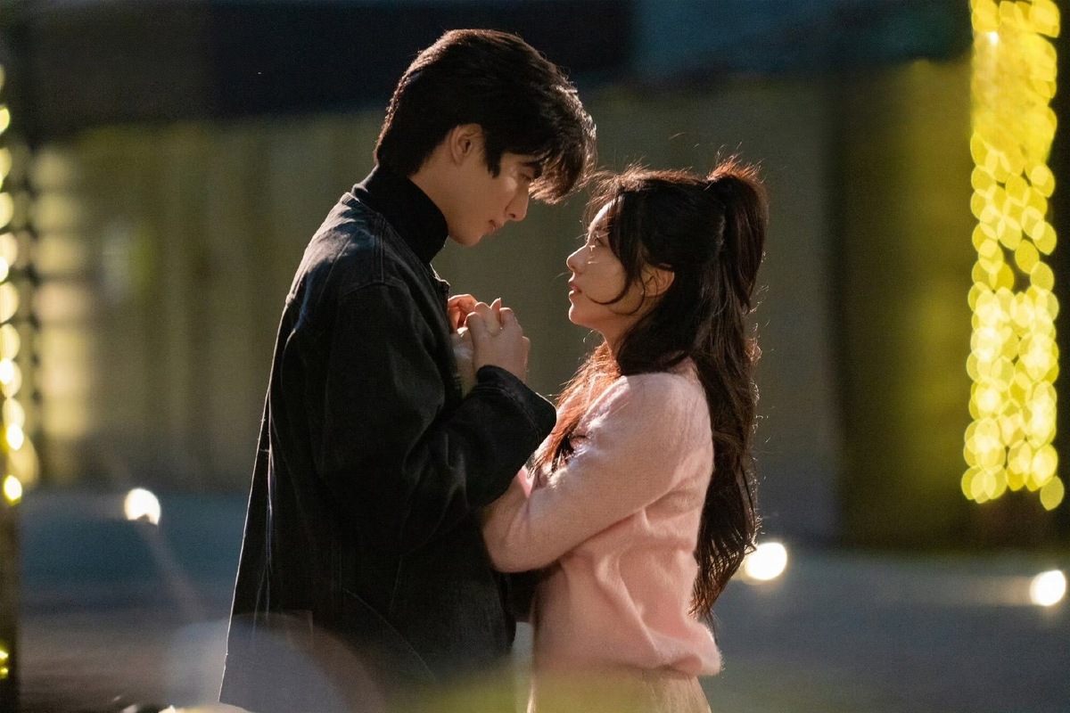 Солнце, похожее на меня, Китай, 36 серий, 2025-026 г.