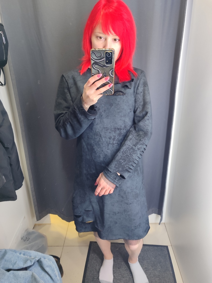 Платье называется "+10 кг" 😄 Фото автора