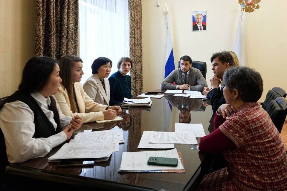    Александр Прокопьев провел личный прием граждан. Источник: t.me/asprokopyev