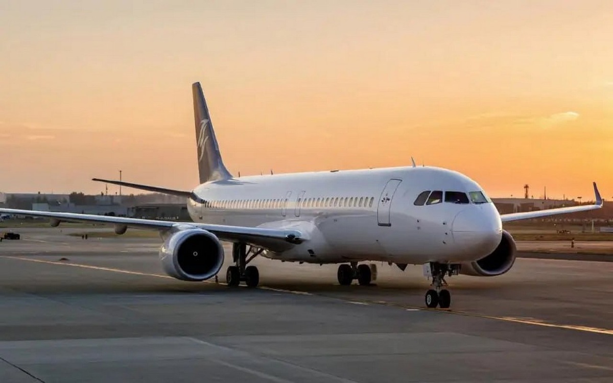    ФАС пересчитала тарифы 47 аэропортов, убрав 1,5 млрд рублей «лишнего» Иллюстрация сгенерирована нейросетью Kandinsky