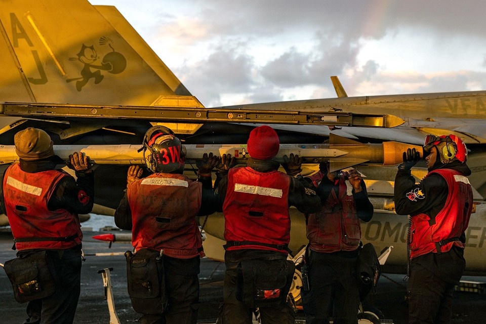    Иран нанес самые мощные удары по Израилю и США в рамках «Правдивого обещания» REUTERS