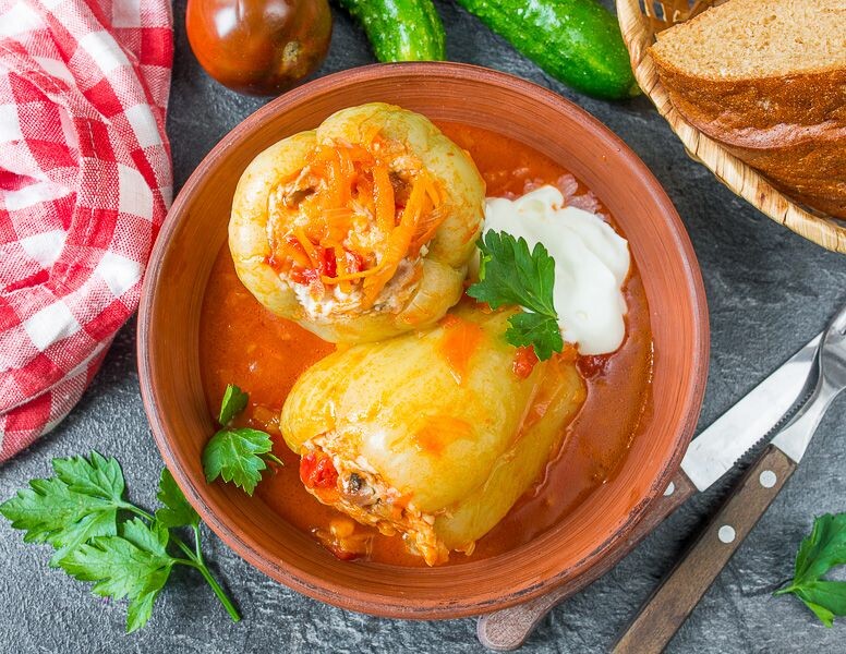     Фаршированный перец с курицей и грибами