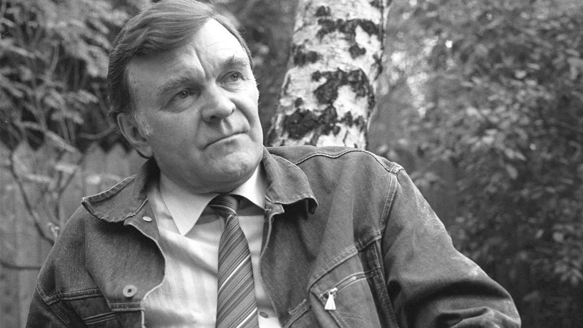 Юрий Васильевич Бондарев (1924-2020)