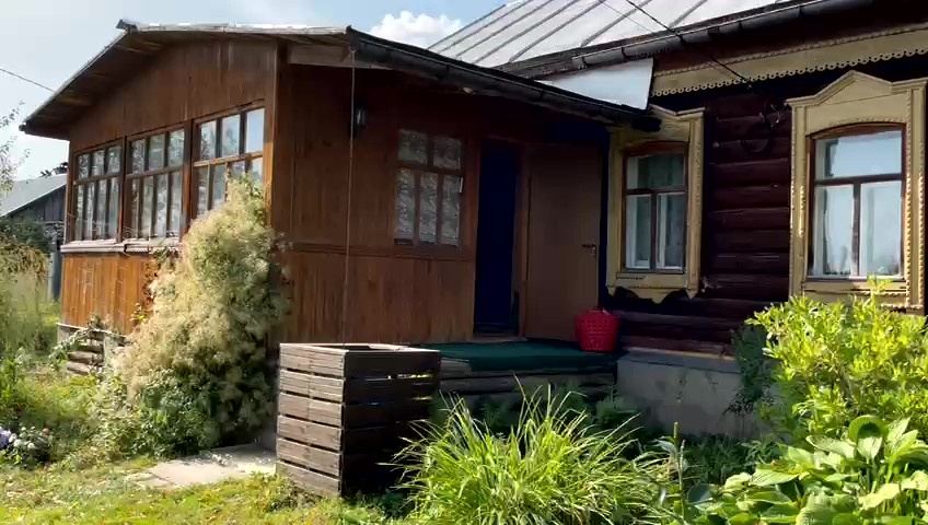 В этом доме в Передоли Алексей Николаевич Соколов жил. 