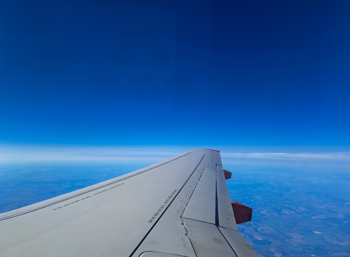 Самолет успешно приземлился в Красноярске.  Фото: ФедералПресс / Вера Романескул