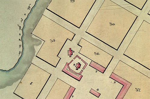 Фрагмент Плана Тульской губернии городу Венёву 1800 года2
Под цифрой "2" обозначены церкви: слева - Преображенская, правее - Николаевская.