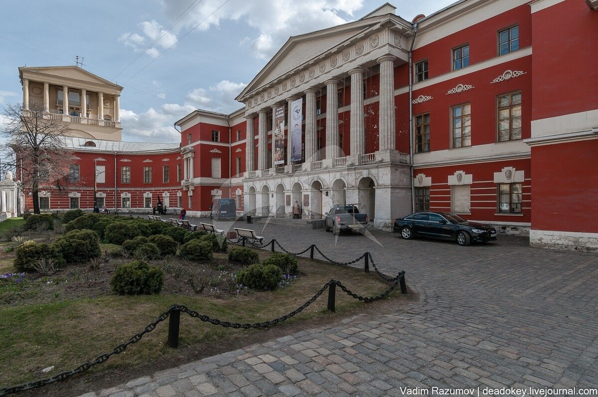 Здание Английского клуба, Москва, тверская 21, фотография из откытого интернета