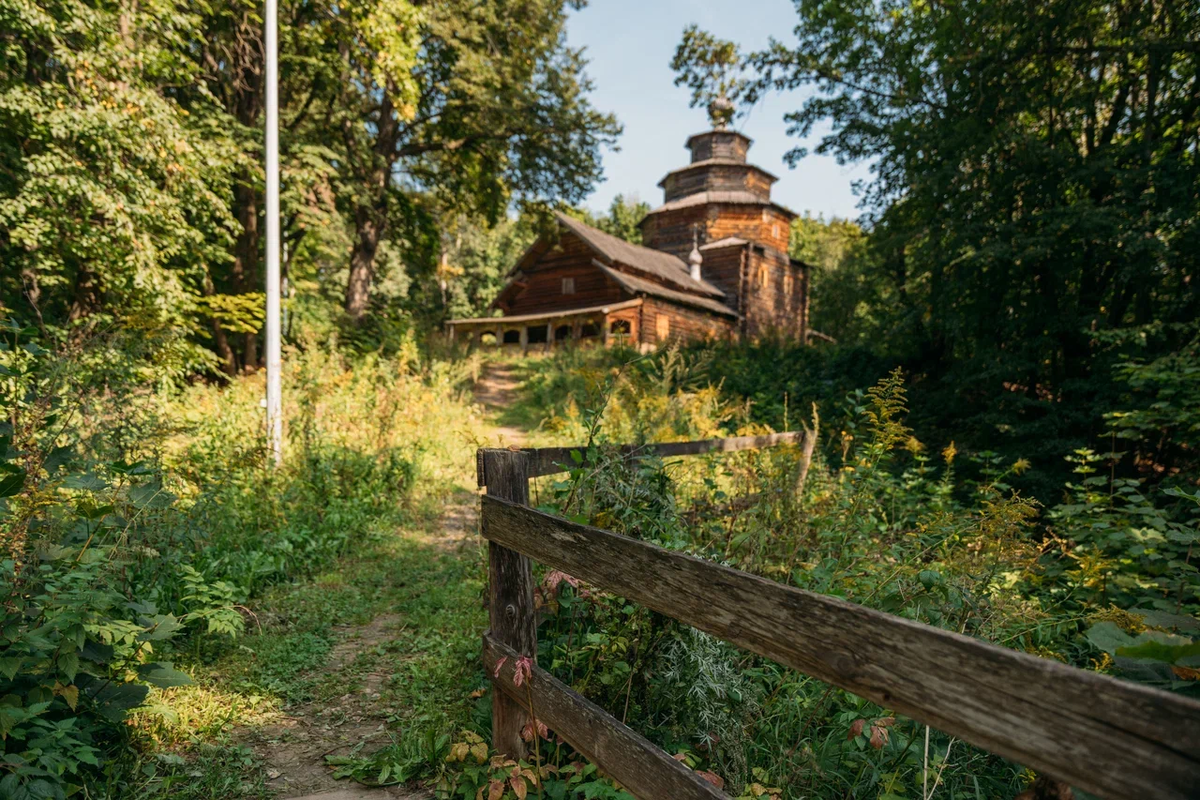 Вид на Покровскую церковь 1731 года. Фото: Дима Четыре