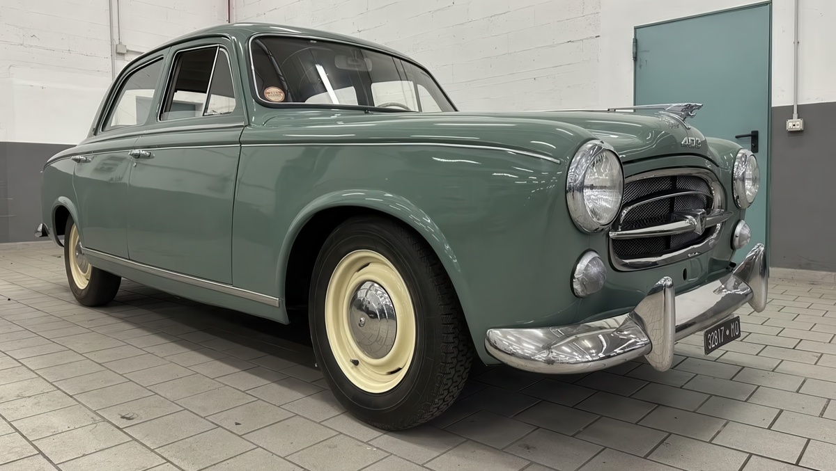 © Peugeot | Bring a Trailer