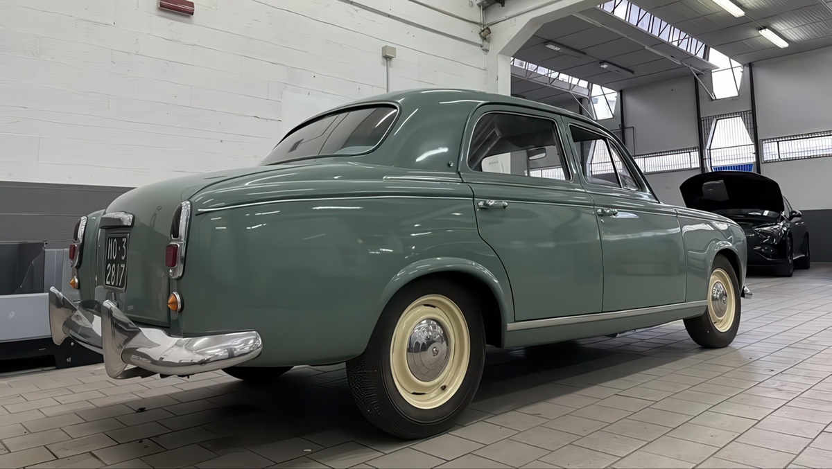 © Peugeot | Bring a Trailer