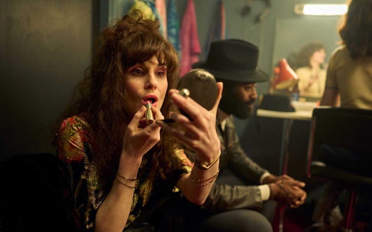 Кадр из сериала "Этот город"