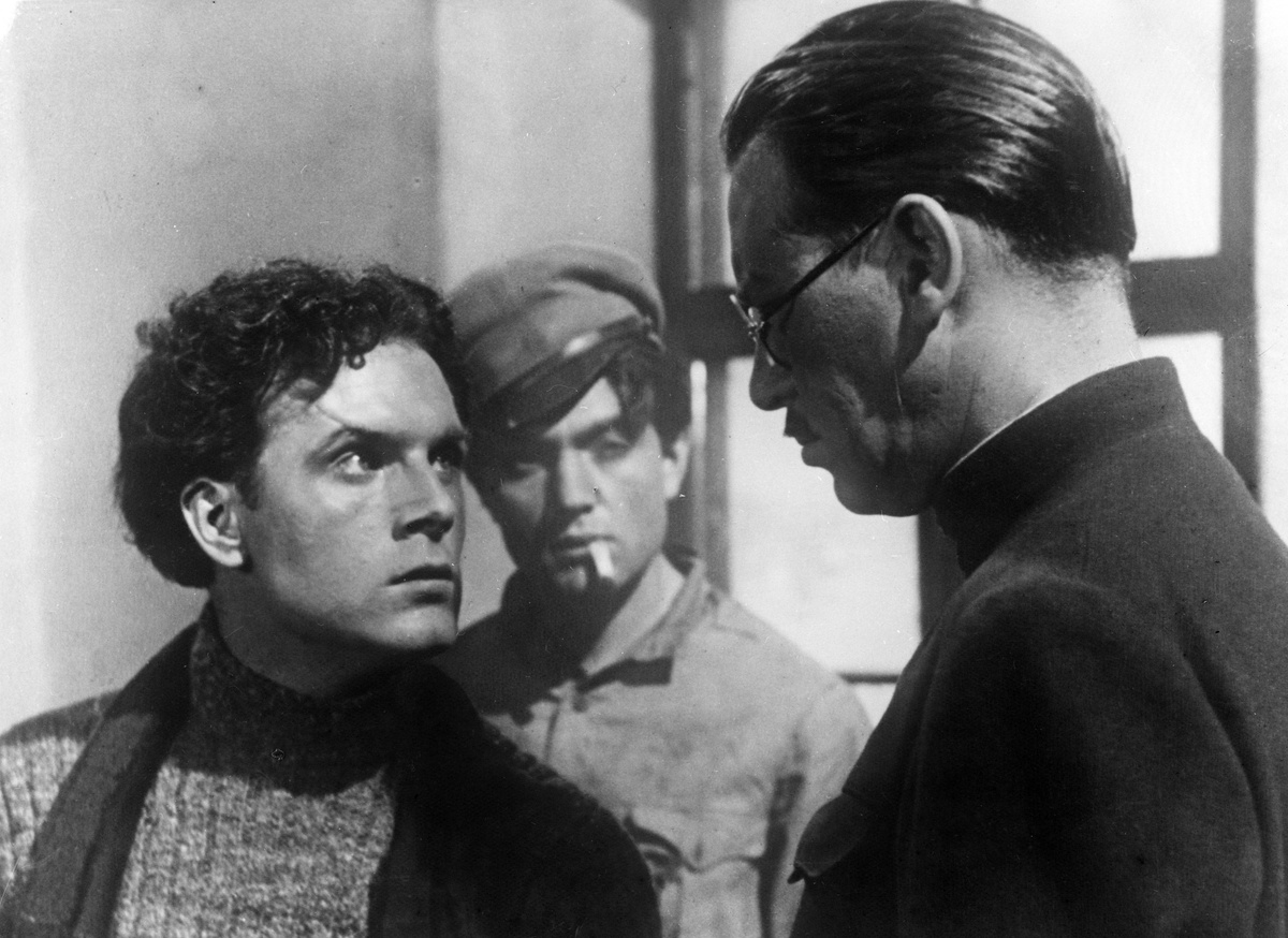    Войну Юматов закончил с несколькими ранениями, орденом Отечественной войны I и II степеней, медалями Ушакова, «За победу над Германией», а также за взятие Будапешта и Вены / РИА Новости