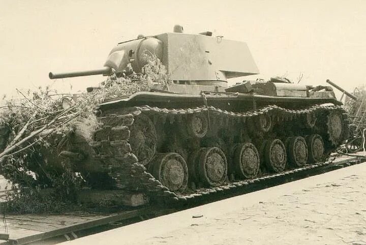 Танк КВ-1 с пушком Л-11 (фото в свободном доступе)