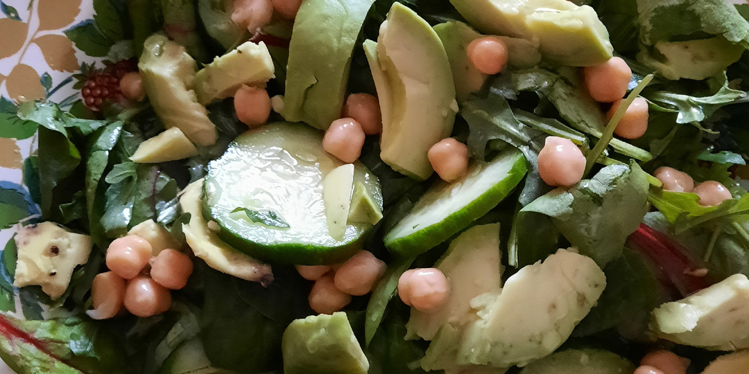 Свежий салат для весны