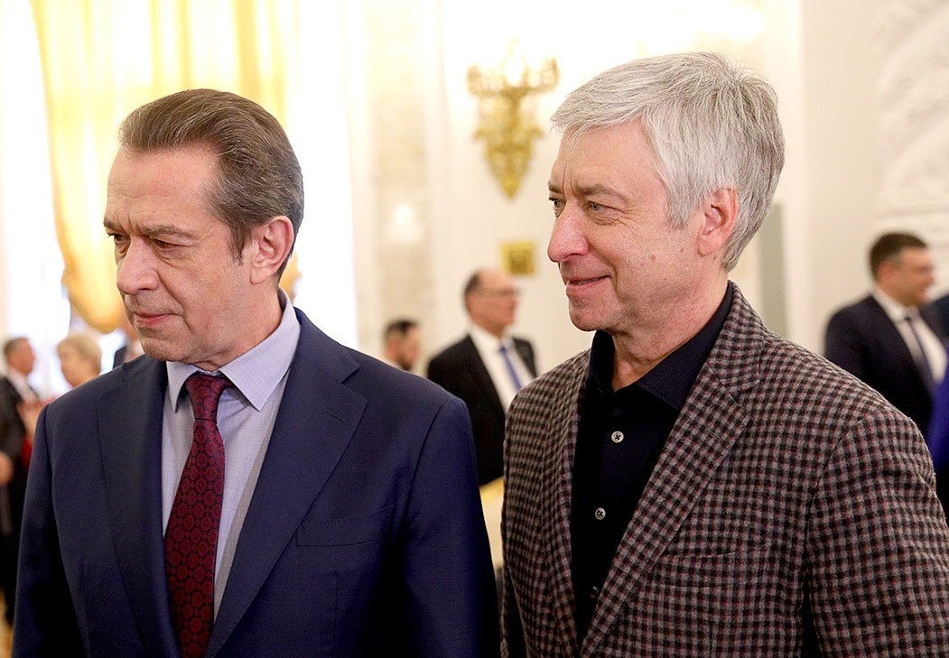    Сергей Кабайло на отчётной конференции с председателем СТД РФ Владимиром Машковым