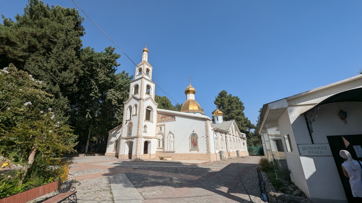 Свято-Никольский собор в Душанбе