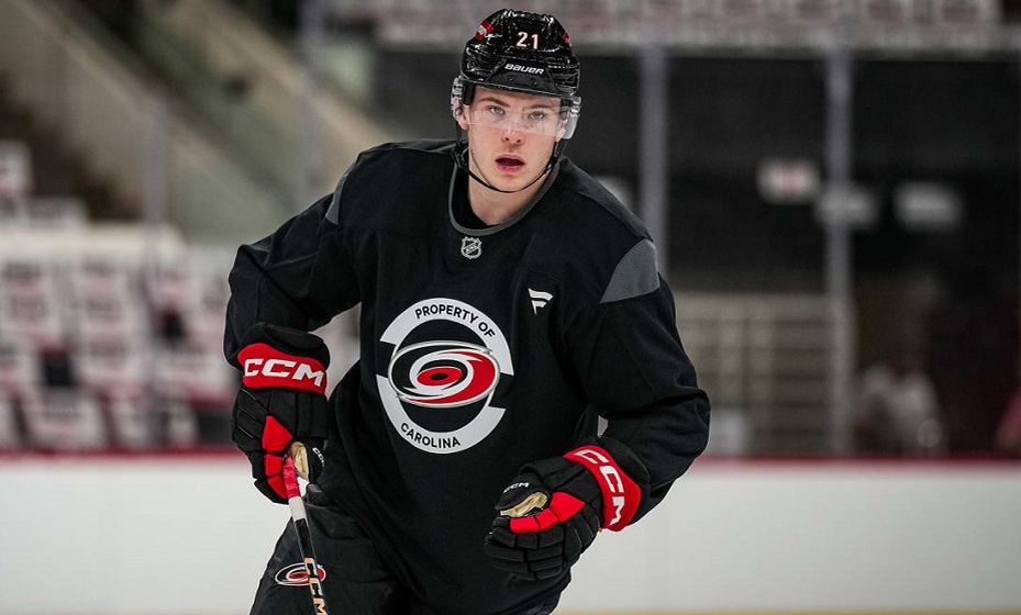    Никишин. Фото: НХЛ