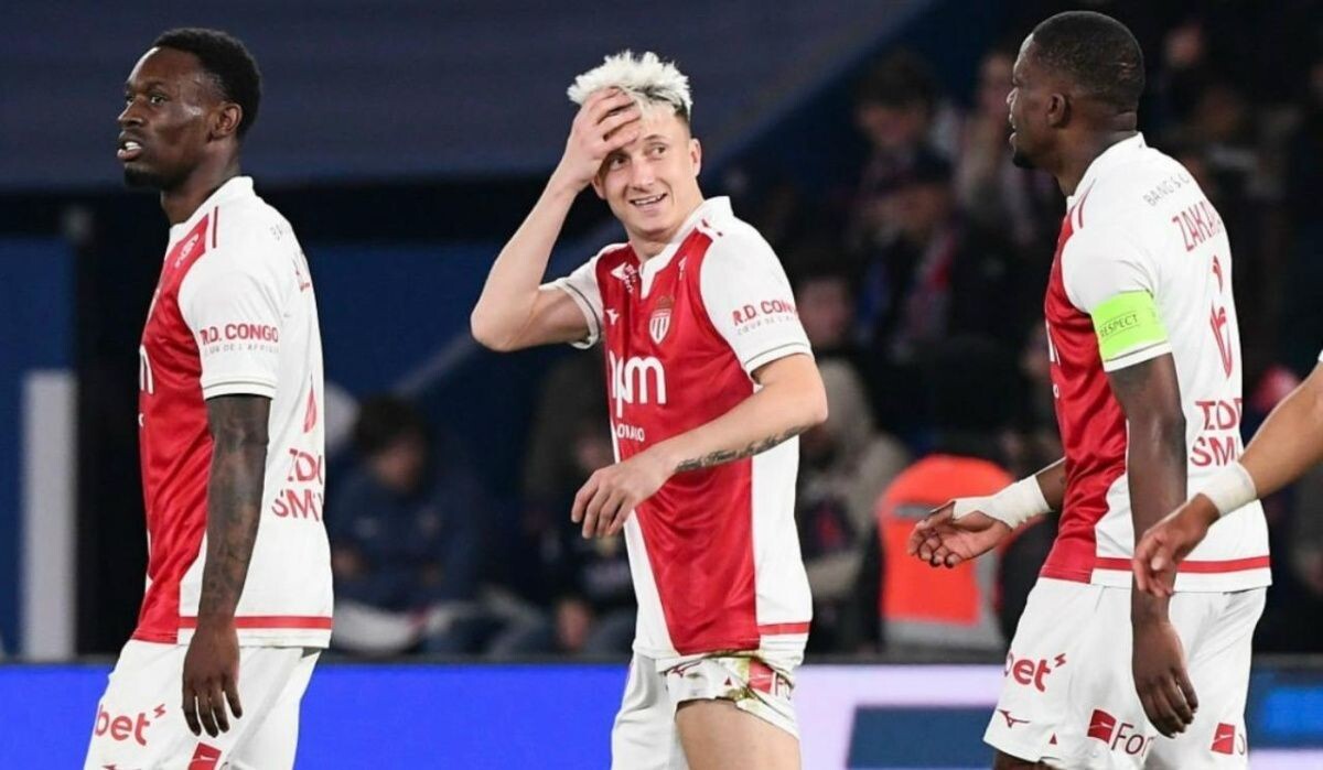     Александр Головин. Источник: vk.com/teamrussia Автор фото: Пресс-служба сборной России по футболу