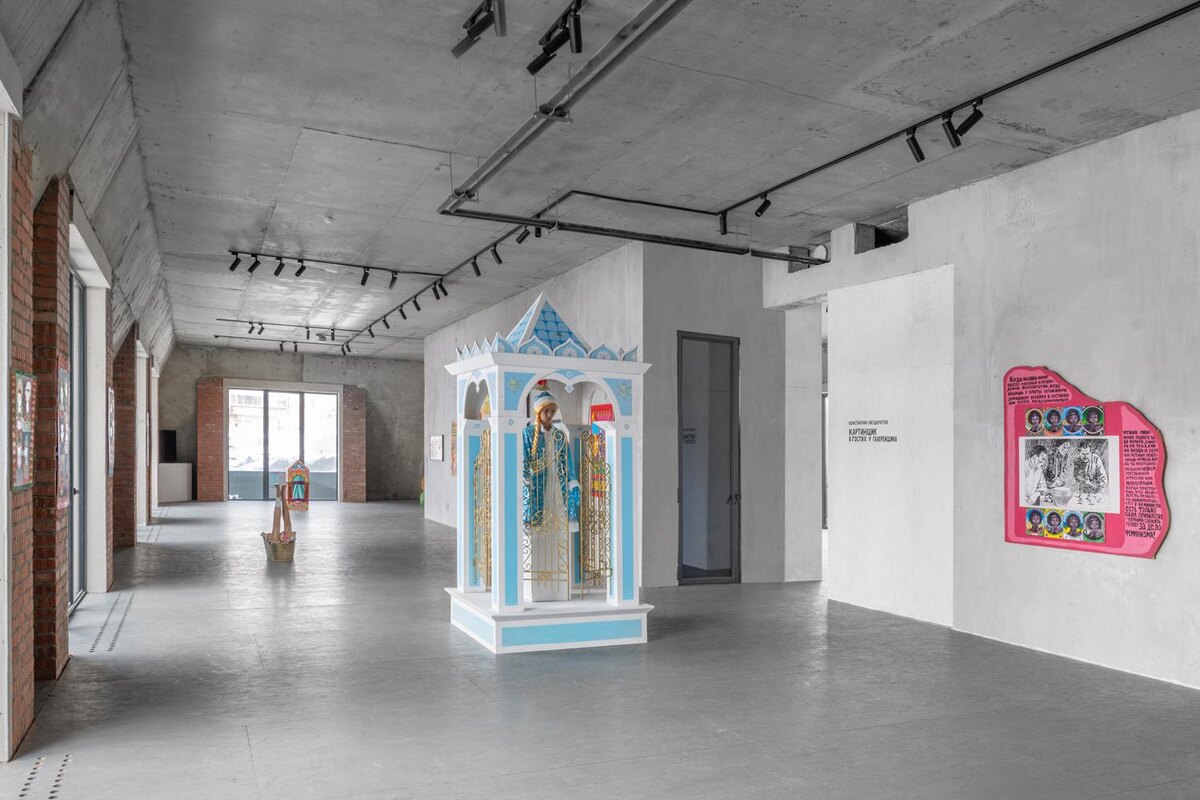 пресс-служба Ovcharenko📷Константин Звездочетов, «Раскаяние Снегурочки», 2000