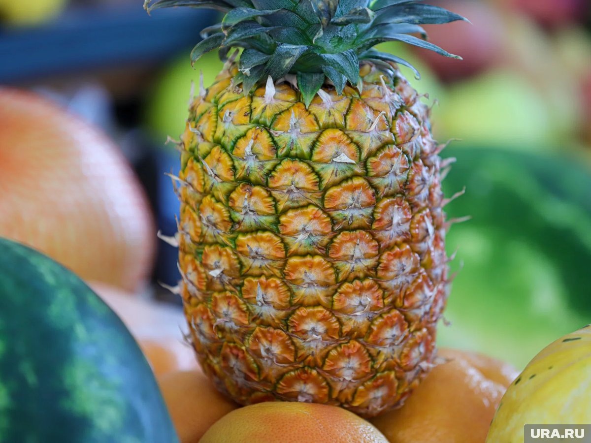     День ананаса отмечают в мире 12 марта