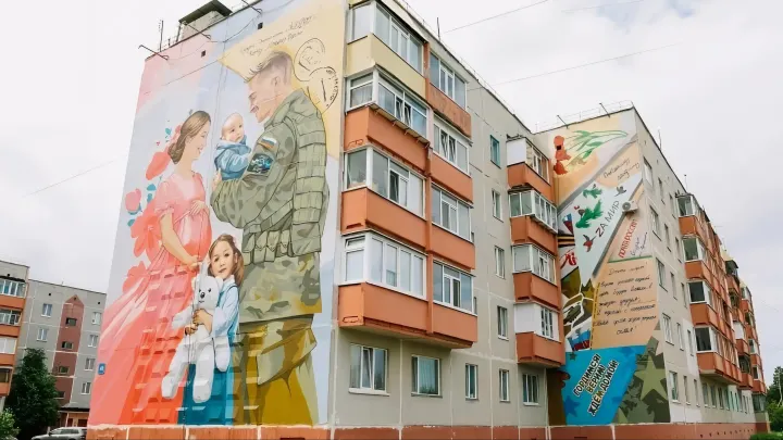 Мурал в г. Муравленко. Фото: МАУ «Муравленко Медиа», источник: https://vesti-yamal.ru/ru/vjesti_jamal/na_yamale_vybrali_luchshie_muraly_goda/