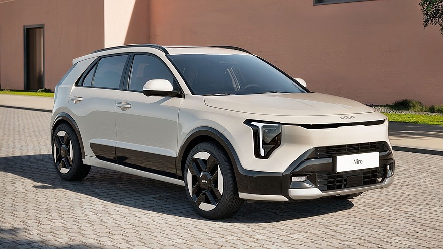    На фото: обновлённый кроссовер Kia Niro