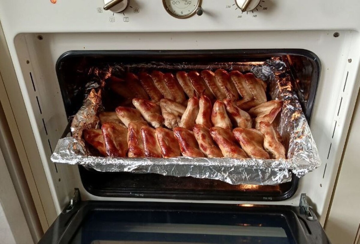 На мангале вкуснее.