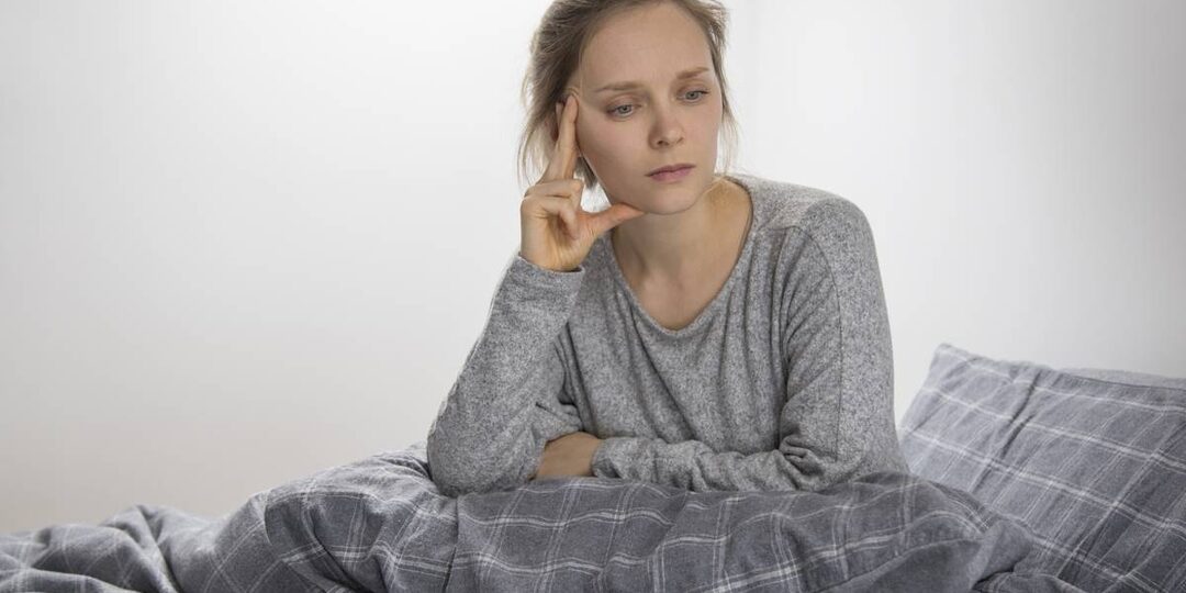 Тревога по утрам и вечерам: возможные причины и что делать