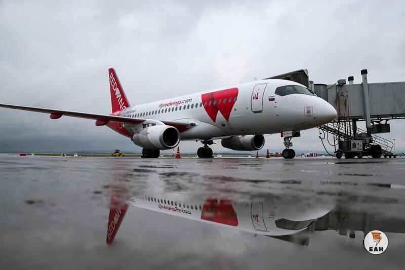    ЕАН. Самолет