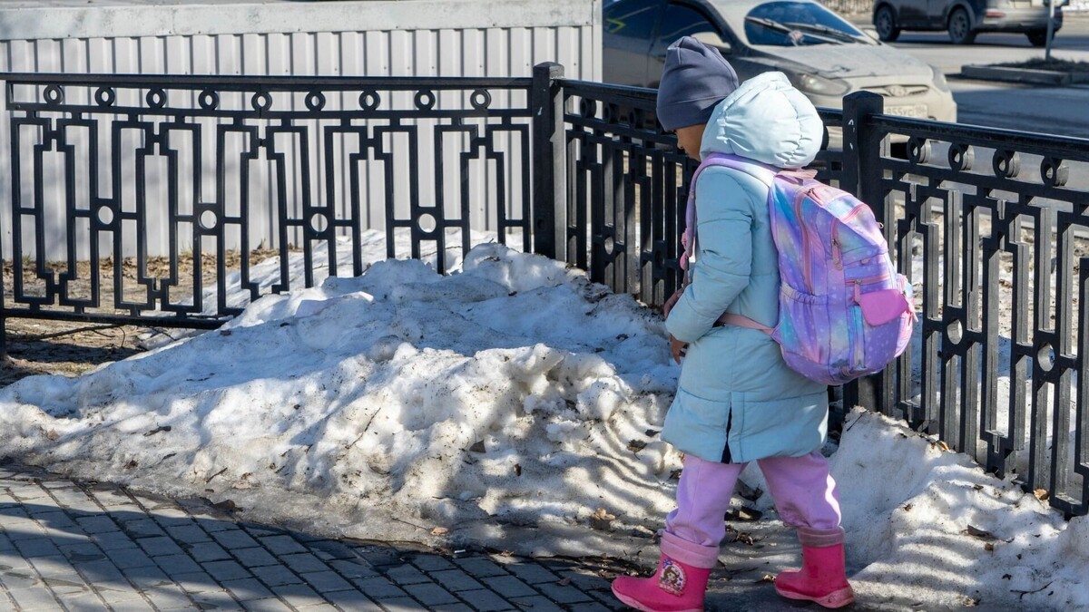    Первый месяц весны традиционно обещает быть ветреным и слякотным   1MI