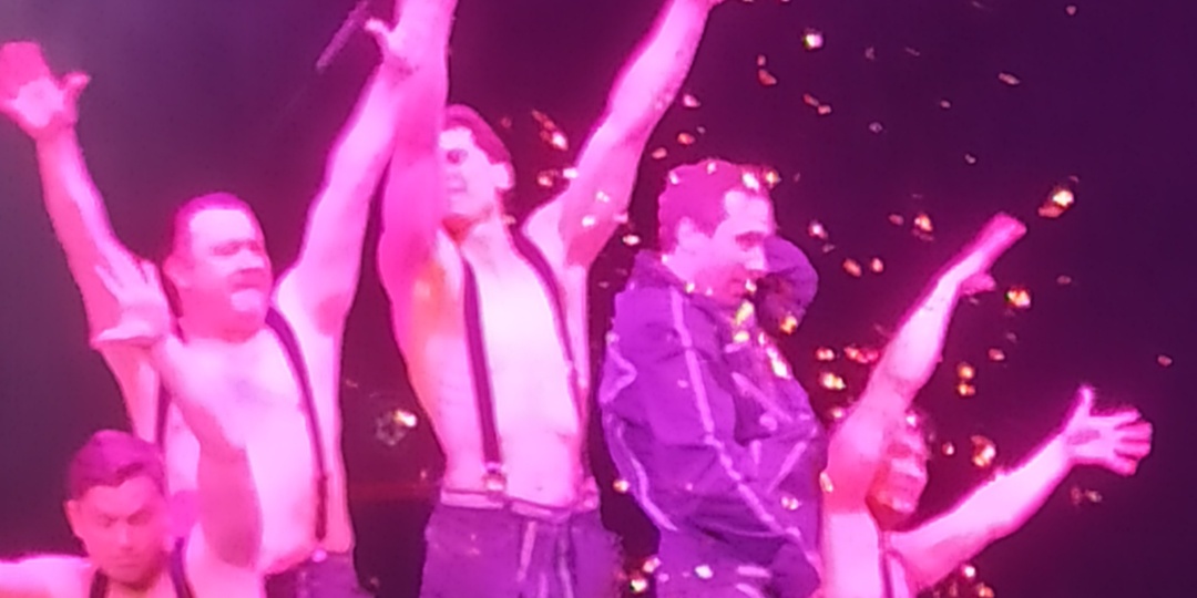 "Только для женщин", или как я неожиданно посетила театр драмы