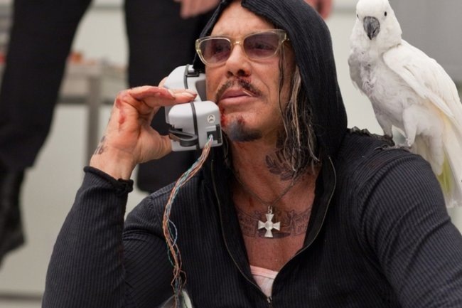 Микки Рурк остался без жилья в США из-за долгов