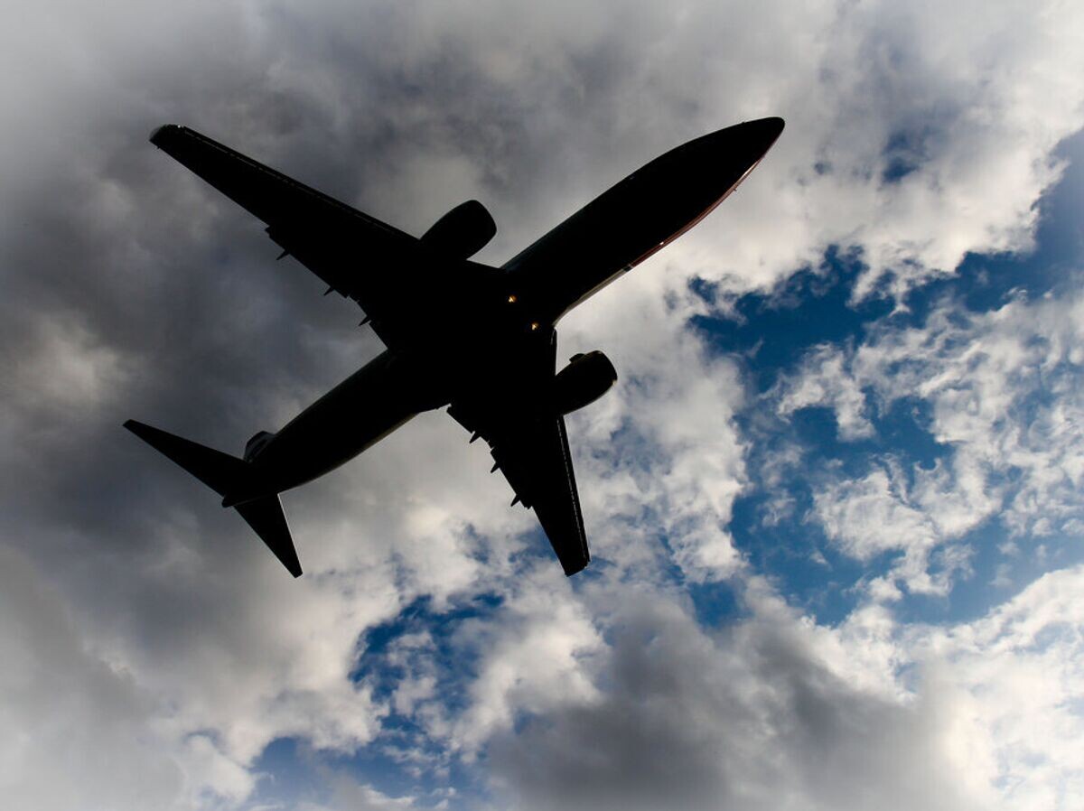    %Boeing 737© flickr.com / clidstrom