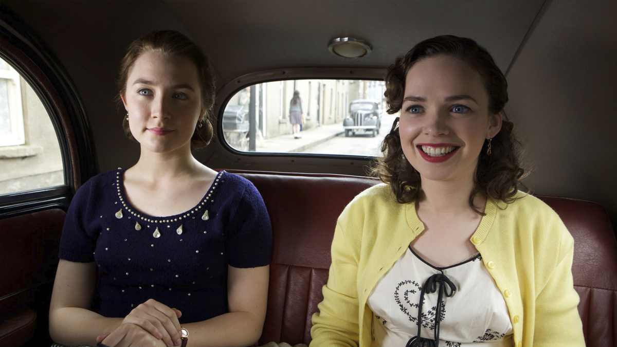 Кадр из фильма "Бруклин"