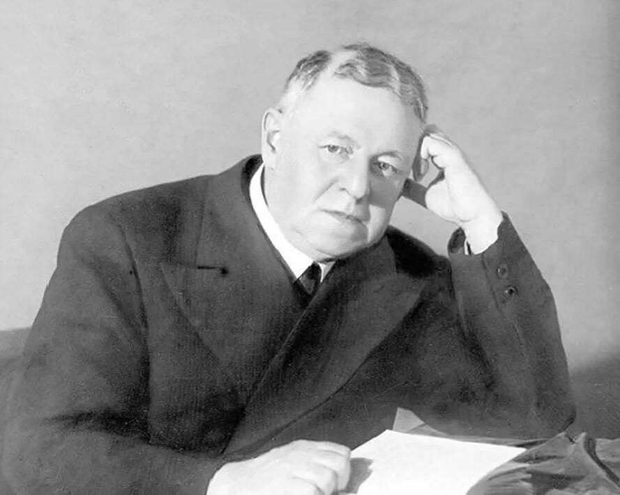 Выдающийся российский и советский историк Евгений Викторович Тарле (1874 - 1955), опубликовал ряд работ по эпохе наполеоновских войн: "Нашествие Наполеона на Россию", Экономическая жизнь королевства Италии в царствование Наполеона I", "Наполеон, "Талейран" и т.д.