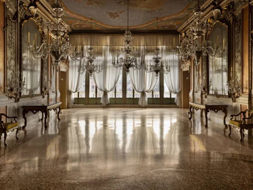    В Fondazione Dries Van Noten откроется первая выставка (фото 3)