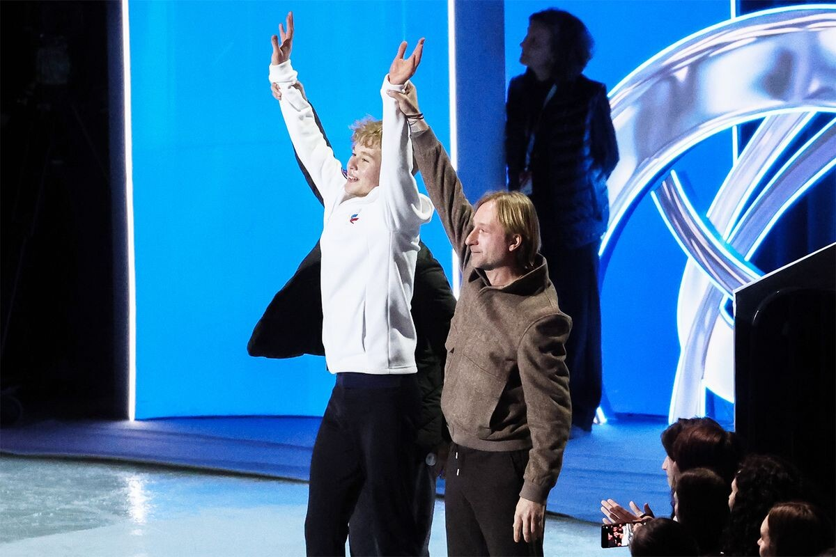 Никита Сарновский и Евгений Плющенко