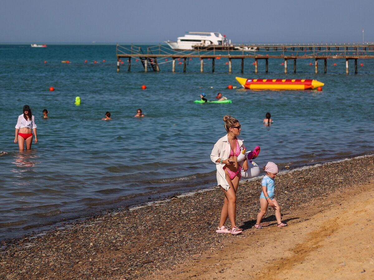    Туристы на пляже в Хургаде, Египет© РИА Новости . Павел Львов