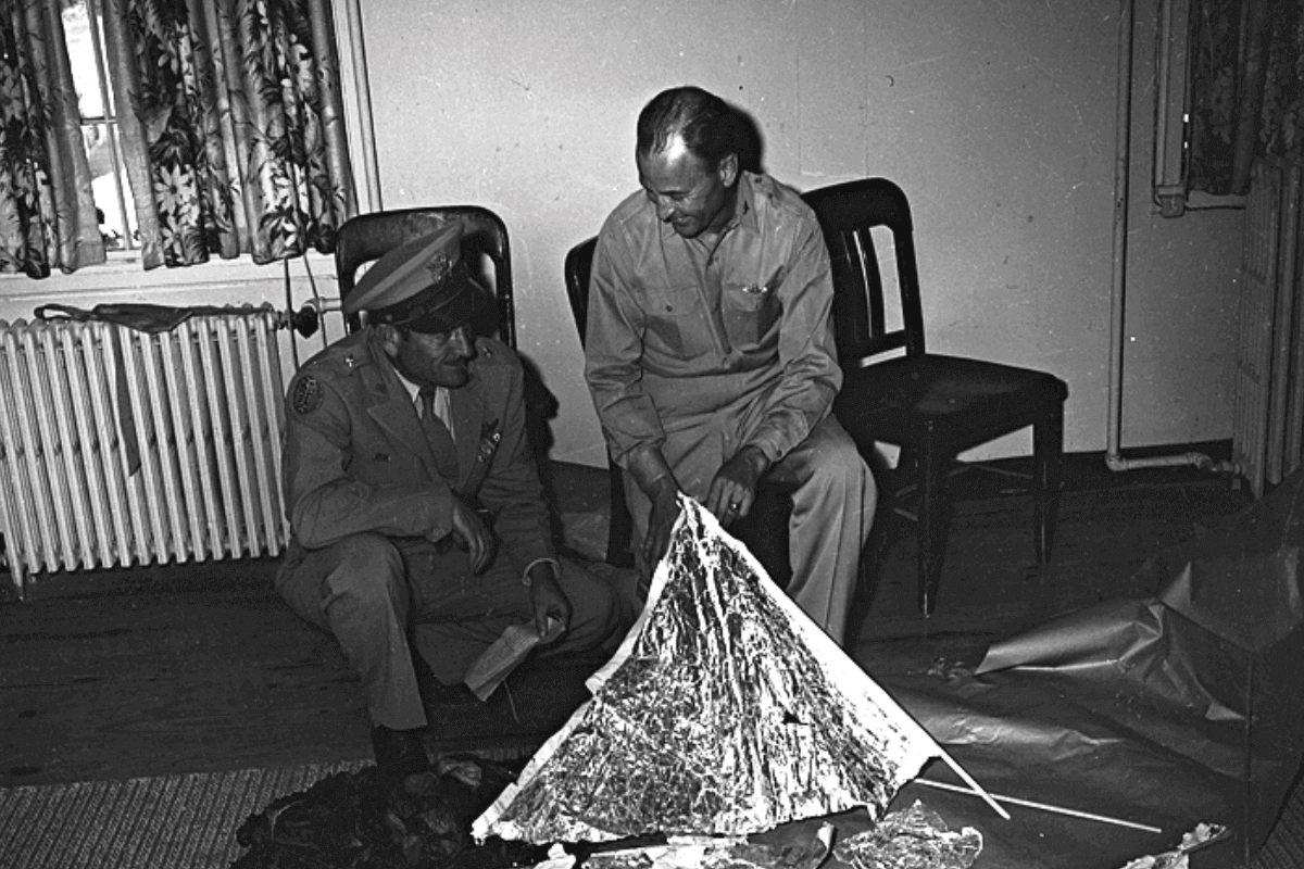 Исследование материала с места приземления объекта. Источник: https://clck.su/fnhOd