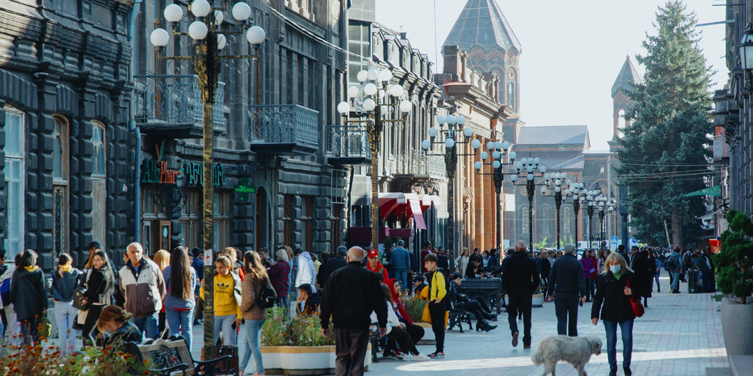 Гюмри: город из чёрного камня, в который влюбляются с первого переулка