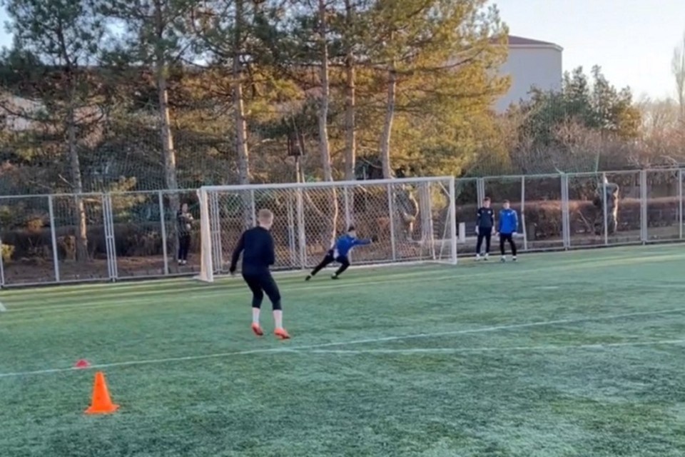    Футболисты активно готовятся к предстоящим матчам. Фото: t.me/fcshakhterdonetsk